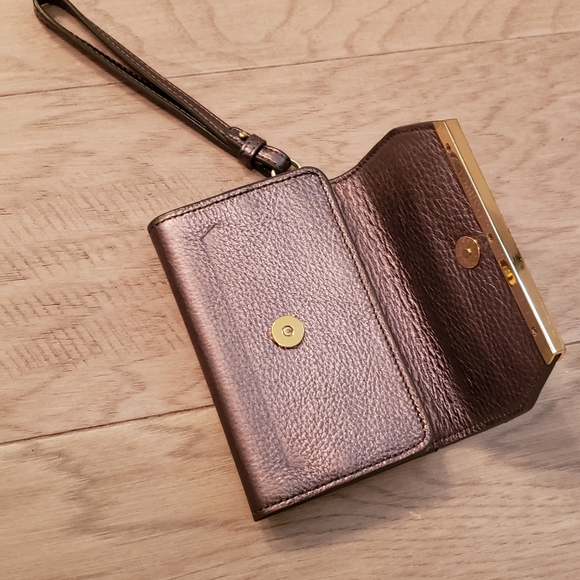 Vince Camuto phone wristlet - Picture 5 of 5